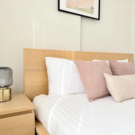 Yeni Modern Daire-old Town-1000mbps-central