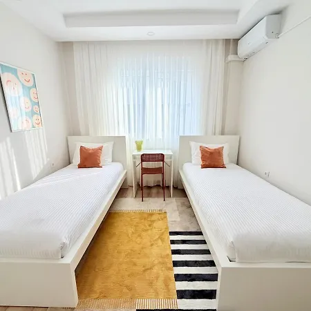 Yeni Modern Daire-old Town-1000mbps-central Apartman *
